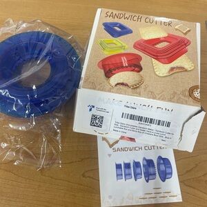 Sandwich mold Maker Sandwich Cutter Sealer for Bread Pancake Maker